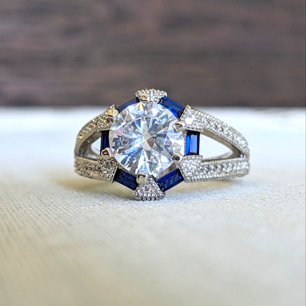 14K white gold ring with lab sapphires & diamond, elaborate scrollwork sz 7 NWOT